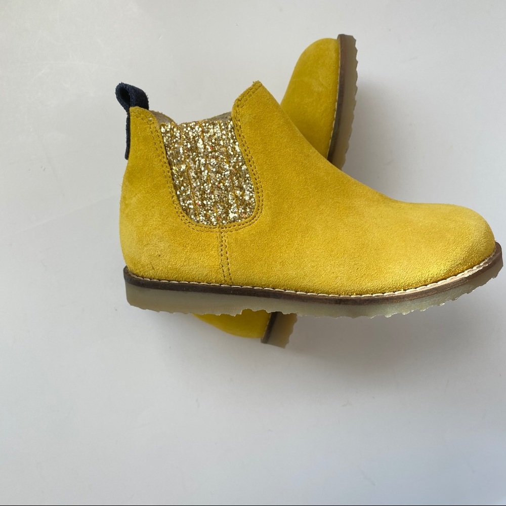 SOLD 👁‍🗨 HP🎉 NEW Mini Boden gold glitter boots - Picture 4 of 8
